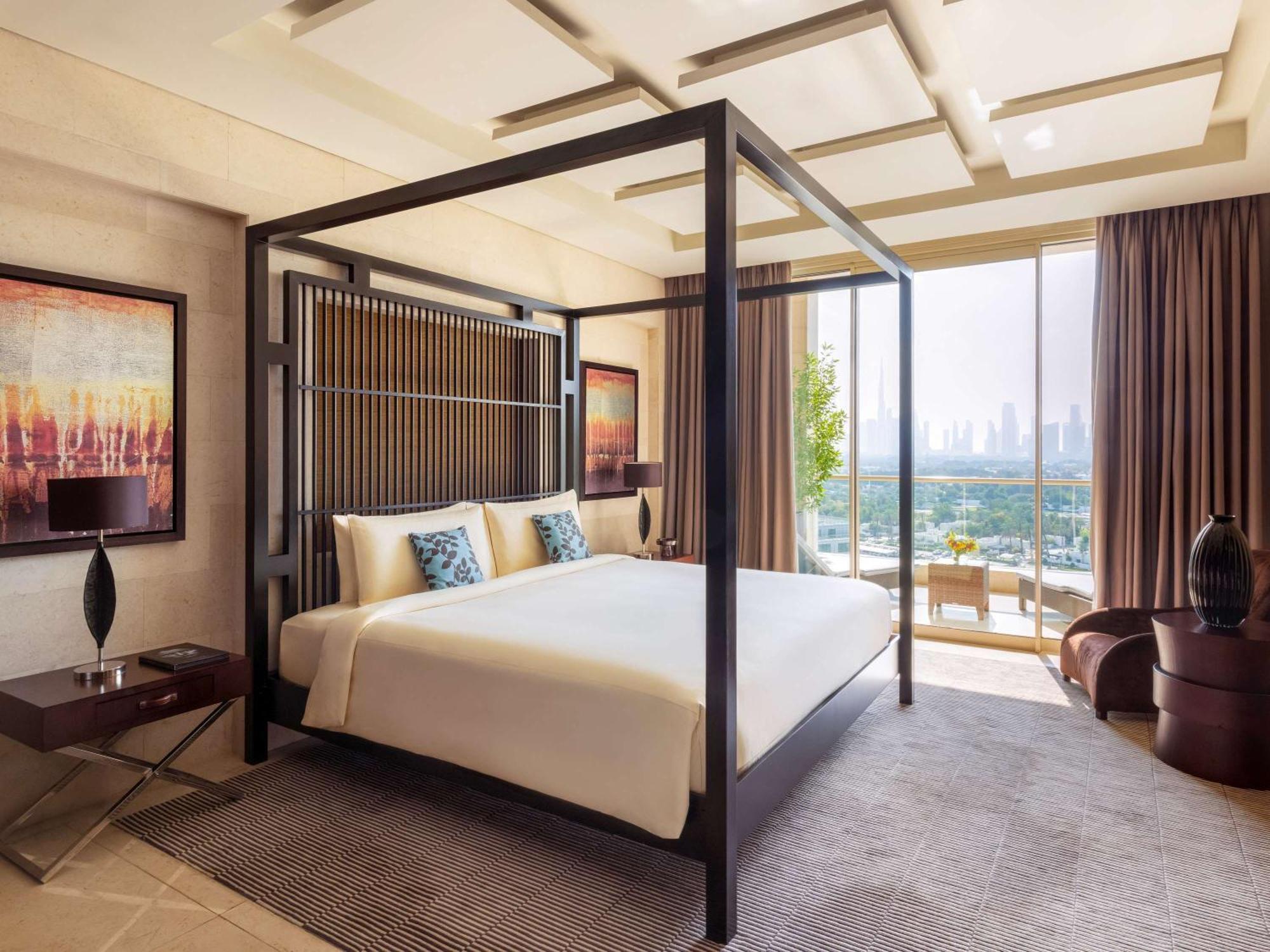 Готель Raffles Дубай Екстер'єр фото A bedroom at the hotel