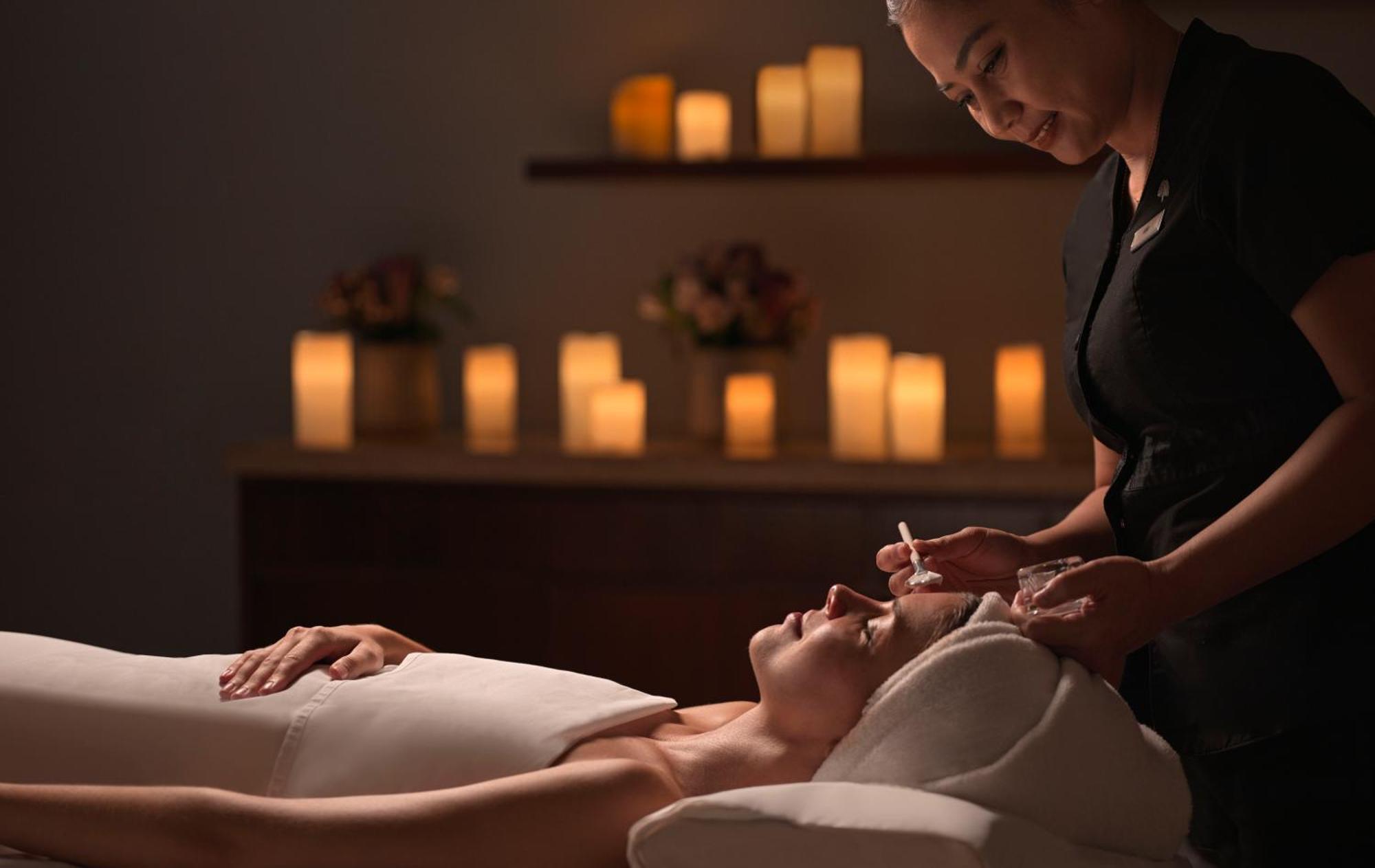 Готель Raffles Дубай Екстер'єр фото A facial treatment